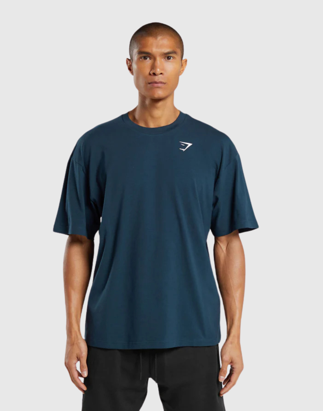 ESSENTIAL OVERSIZED T-SHIRT