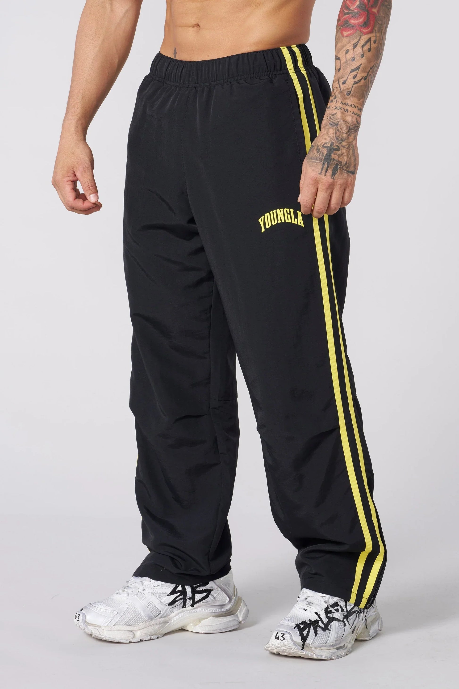 FLAGSHIP TRACKPANTS PRE-ORDER