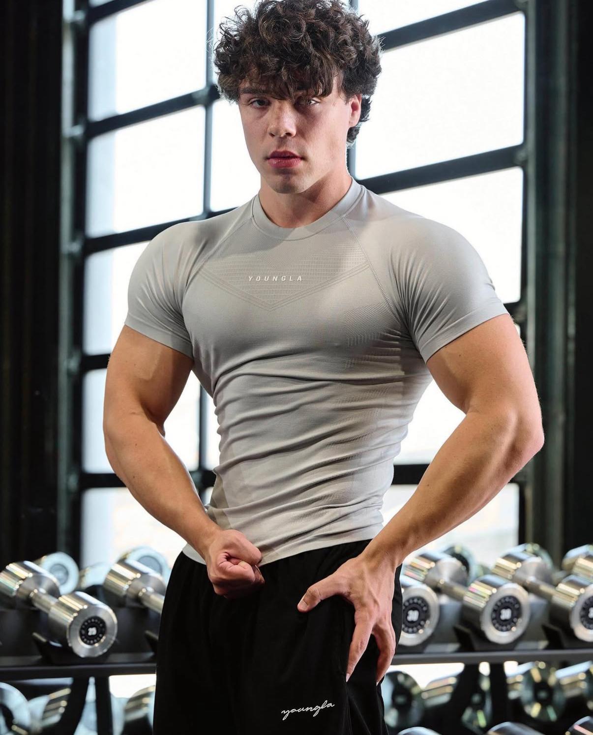 SUPERVILLAIN COMPRESSION TEE