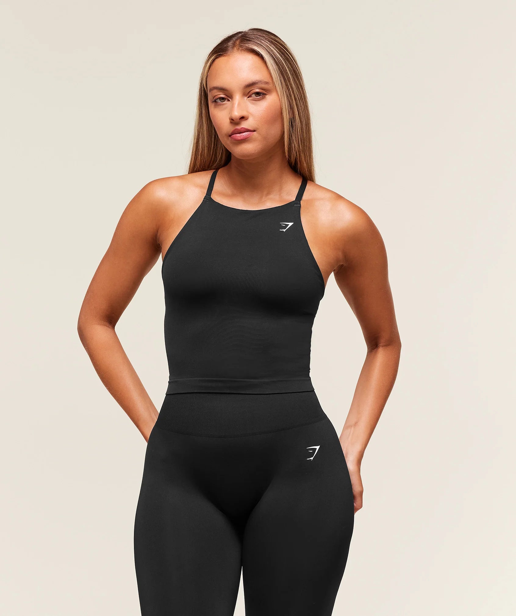 EVERYDAY SEAMLESS TANK WITH SHELF PRE-ORDER