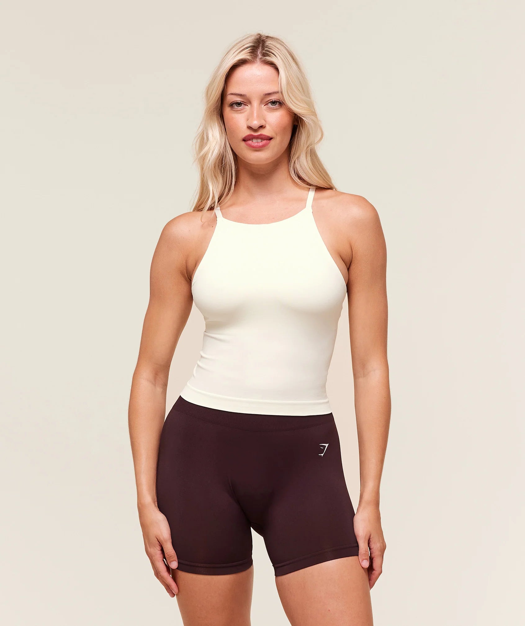 EVERYDAY SEAMLESS TANK WITH SHELF PRE-ORDER
