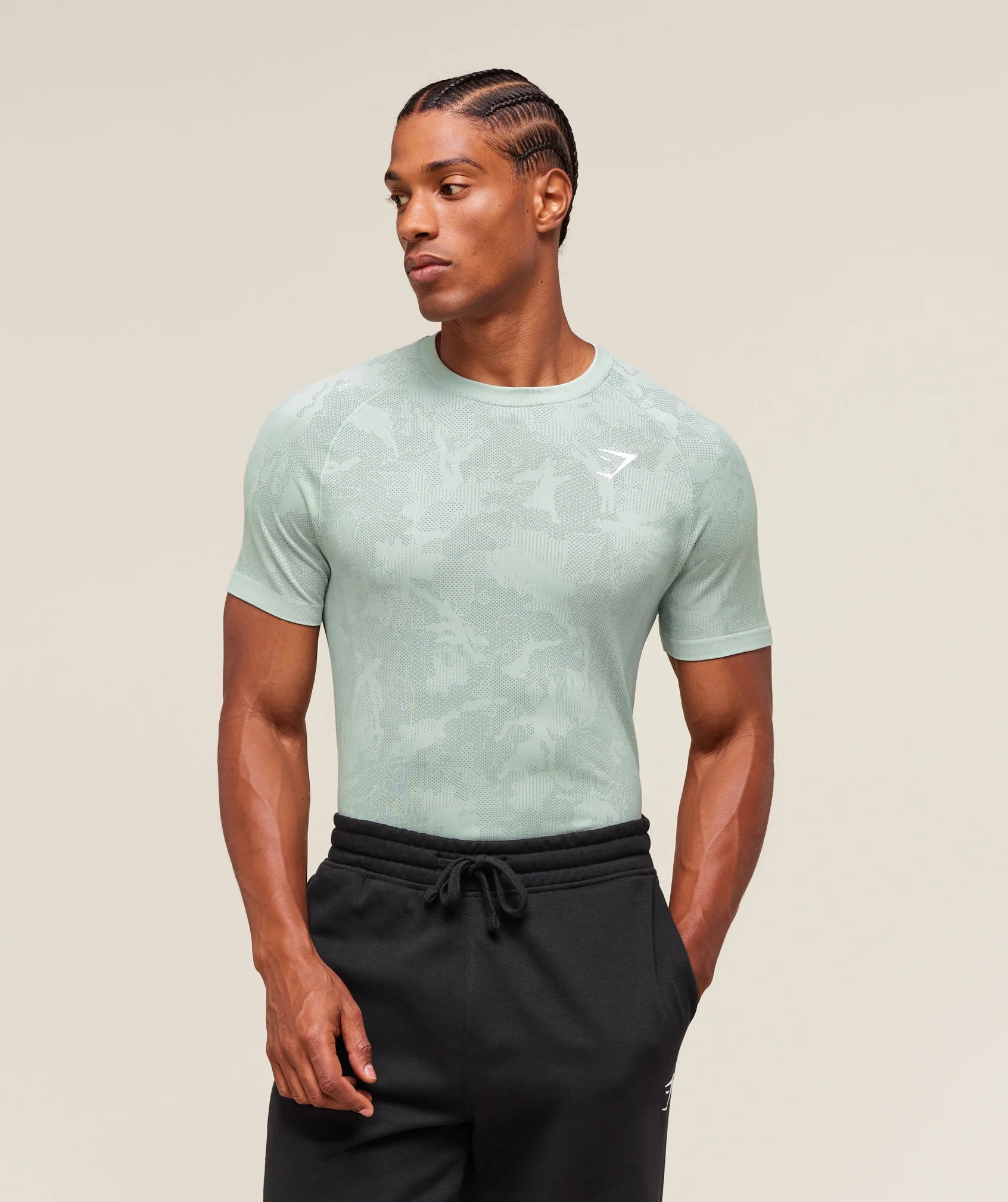 GEO SEAMLESS T-SHIRT PRE-ORDER