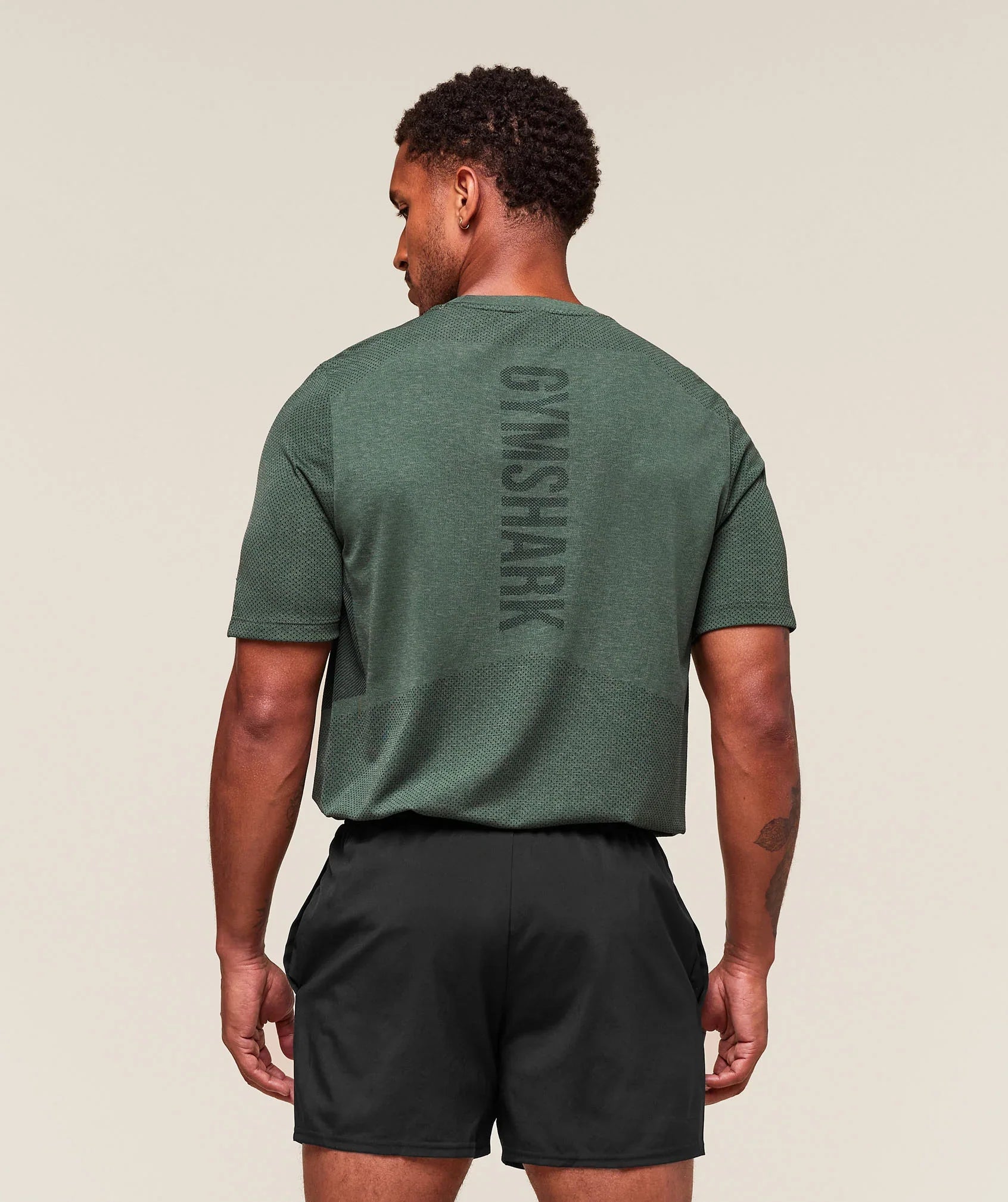LIGHTWEIGHT SEAMLESS TSHIRT PRE-ORDER